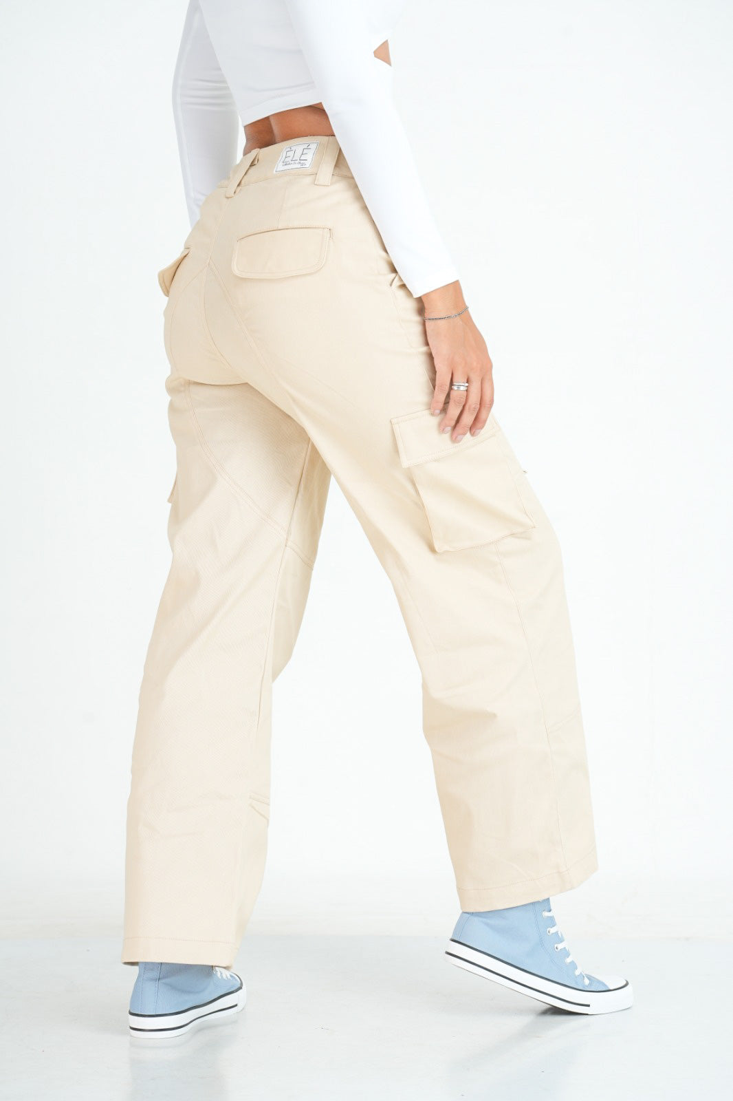 Slant Pocket Double Button Waist Cargo Pant